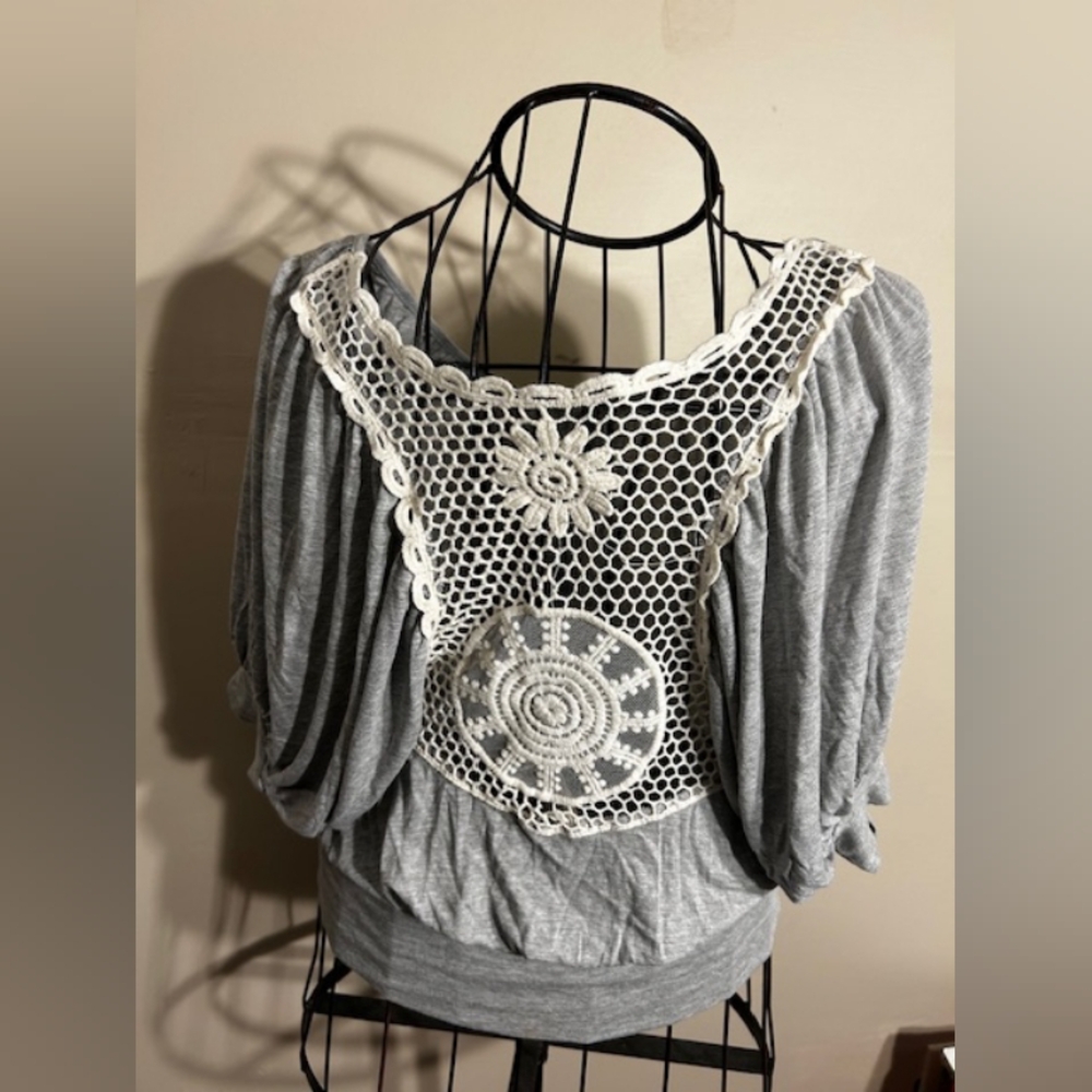 Women’s Size Small
Crochet Back Grey Women's Blouse - Brand Joppa